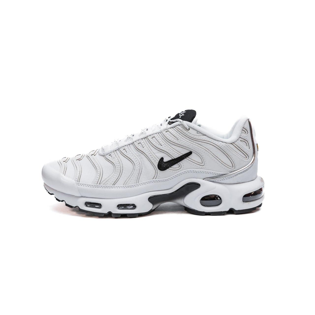 Кросівки чоловічі білі Nike Air Max TN Plus White Black (20090)
