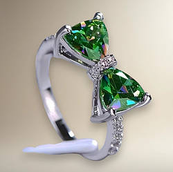 Срібляста каблучка у формі бантика з зеленим кубічним цирконієм розмір 15