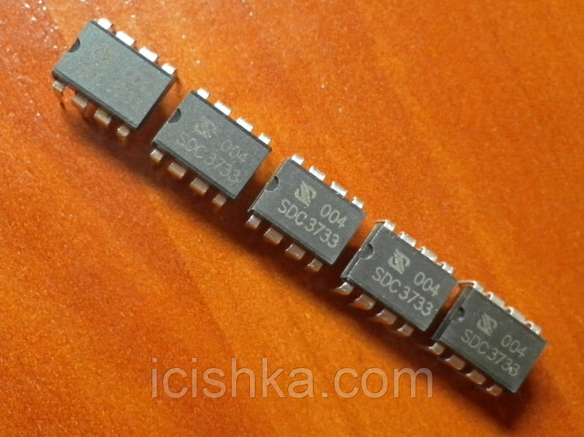 SDC3733 DIP8 - микросхема для ремонта универсальной зарядки с LCD