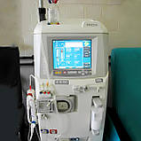 Б/В Апарат для гемодіалізу Innova Hospal — штучна нирка на колесах, медичне обладнання для діалізу, фото 2