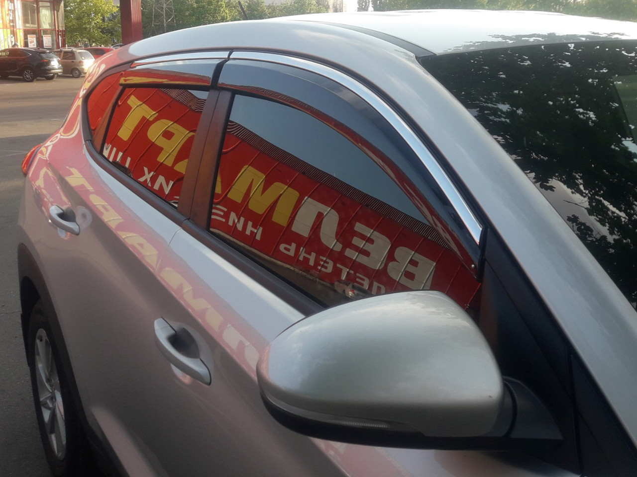 Вітровики з хромом Niken Luxury (4 шт) для Hyundai Tucson TL 2016-2021рр від VLF комп., фото 1