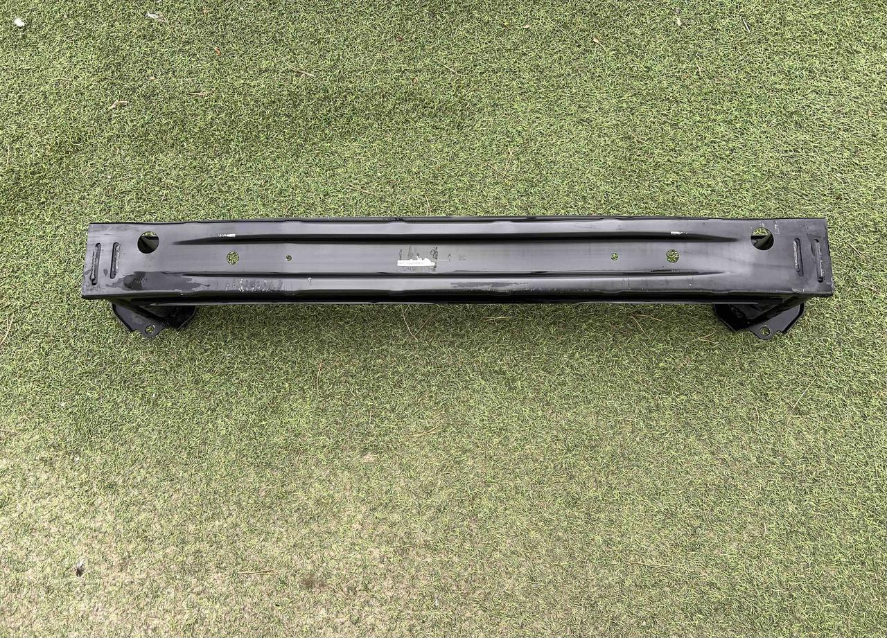 Підсилювач заднього бампера Toyota RAV4 V50 Рав4 від 2019-2025рр 5202342060 оригінал бу, в нормальному стані, фото 1