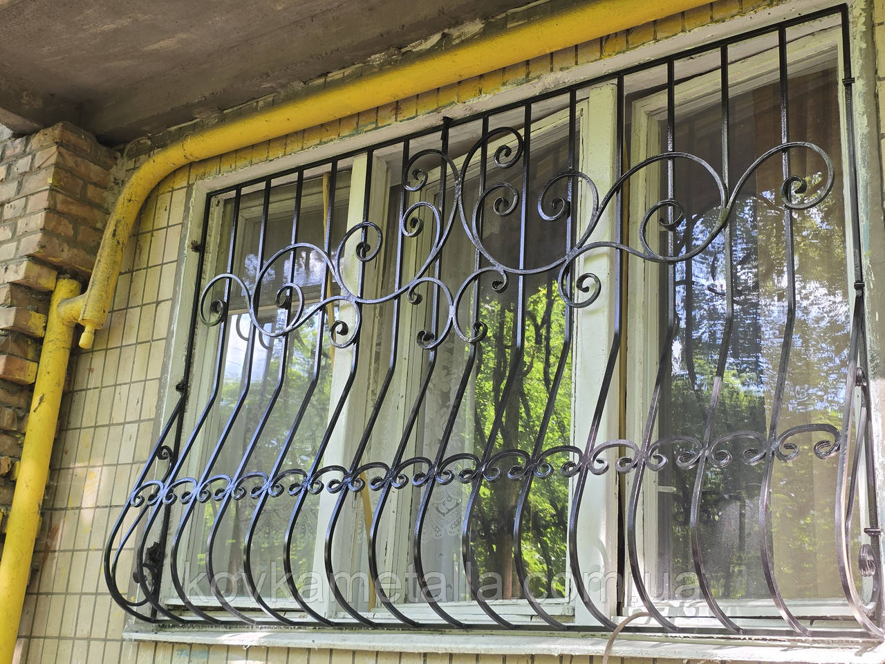 Решітка на вікно кована цибулина АРТ-РК -71, фото 1
