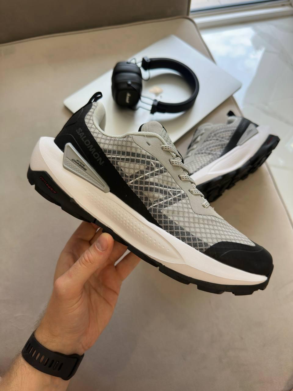 Світло-сірі кроссівки Salomon Elixir Activ Light Grey. Молодіжне чоловіче взуття Соломон.