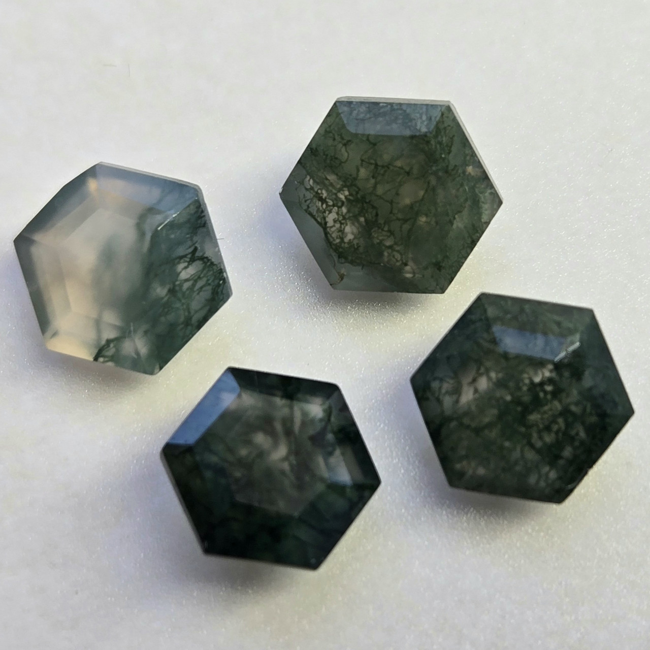 Моховий агат — ювелірна вставка для створення ювелірних прикрас, 1 ct