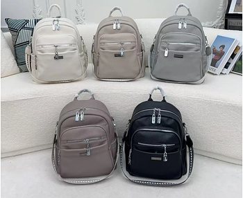 Жіночий рюкзак-сумка міський 37*29 см на блискавці з кишенями зі штучної шкіри в різних кольорах Fuerya