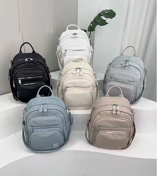 Жіночий рюкзак-сумка 35*28 см на блискавці з кишенями зі штучної шкіри в різних кольорах Fuerya