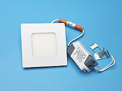 Світлодіодний світильник стельовий врізний квадратний 3W 4100K метал