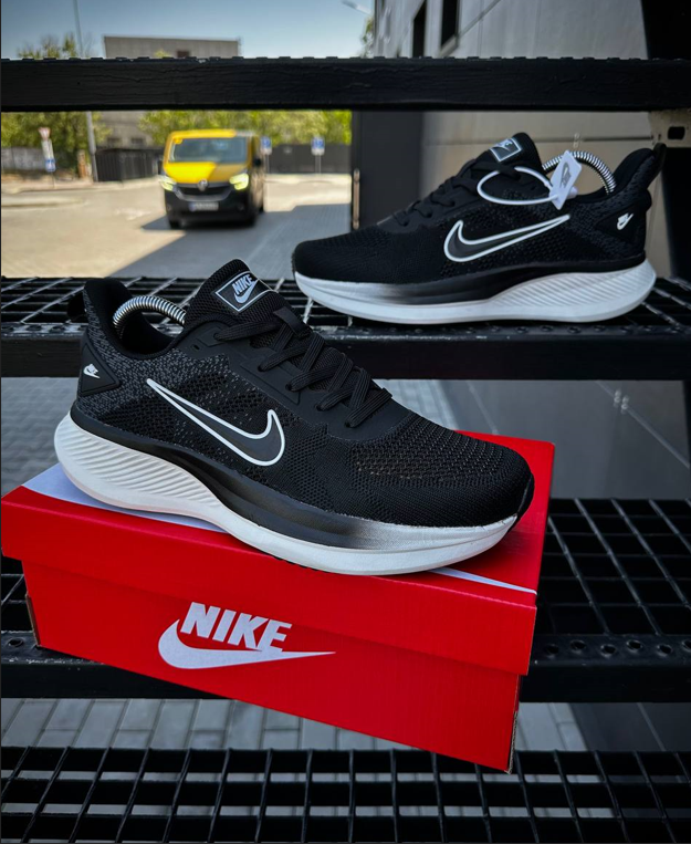 Літні чоловічі кросівки Nike Air Running чорно-білі Найк текстиль сітка дихаючі легкі, фото 1