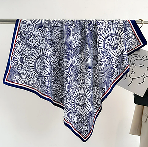 Шовкова хустка візерунок 90*90 см синя, фото 2