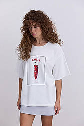 Жіноча футболка вільного крою з принтом