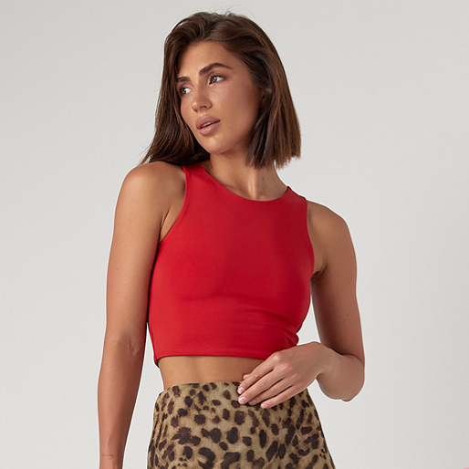 Однотонний жіночий кроп-топ з еластичної тканини червона коротка майка розмір Л, фото 1