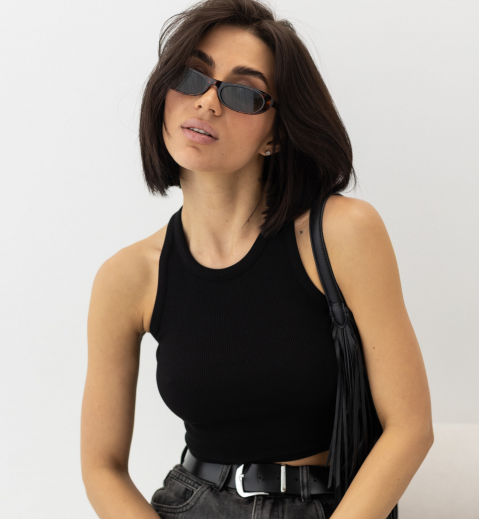 Однотонна жіноча майка топ в рубчик з еластичного трикотажу чорний базовий топ розмір Л, фото 1