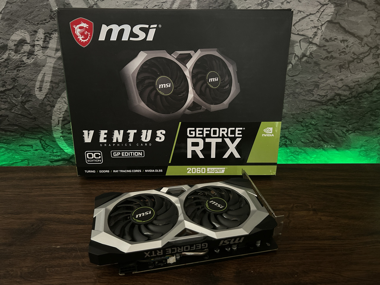 極美 MSI GeForce RTX 2060 VENTUS GP OC 6GB MSI GeForce RTX 2060 VENTUS GP OC