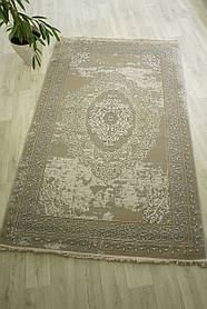 Класичний світло-сірий килим LEVADO 08098A L. GREY-BEIGE