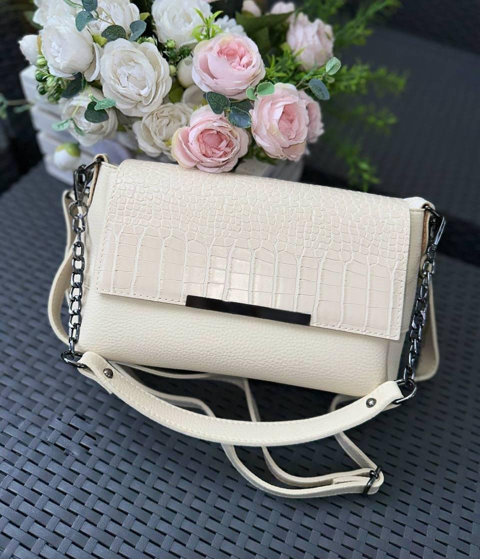 Жіноча сумочка через плече на довгому ремені крос-боді сумка бежева екошкіра