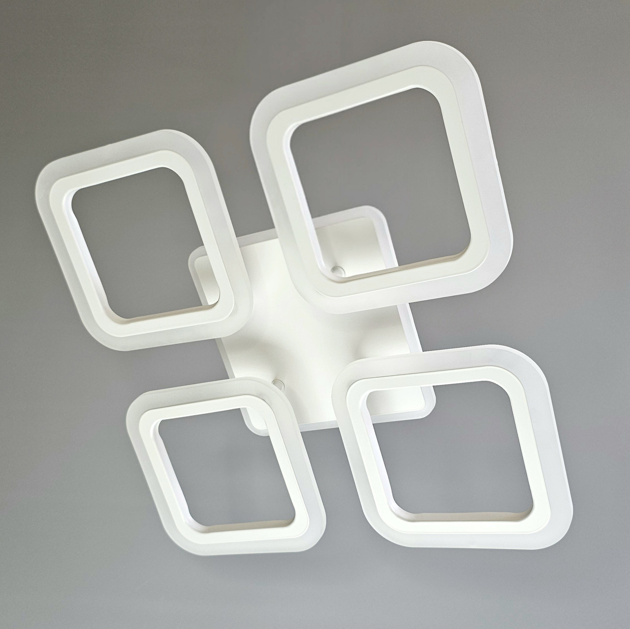 Світлодіодна люстра 50 Вт з підсвічуванням основи та пультом д/к колір каркасу білий D-AS9171/4WH LED 3color dimmer, фото 1