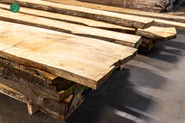 дошка необрізна липа