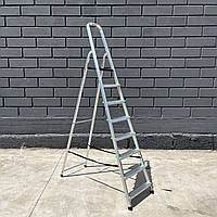 Стремянка алюмінієва одностороння на 8 сходинок, робоча висота 3 м