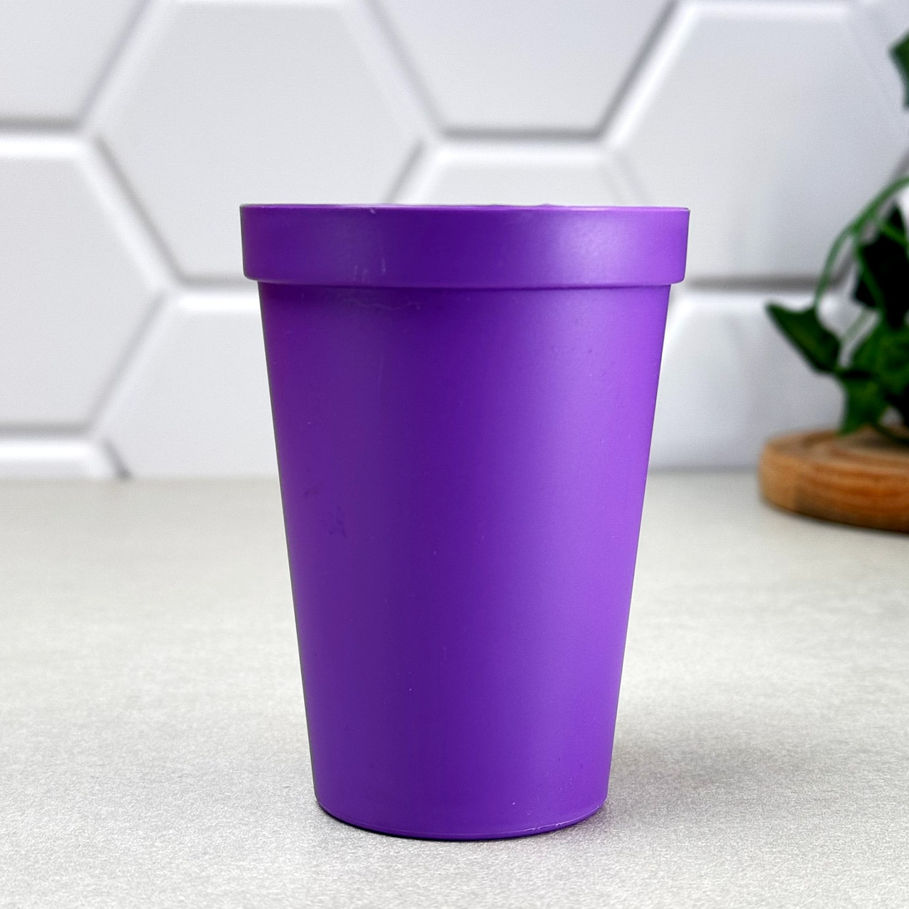 Склянка пластикова для напоїв 200 мл бузкова