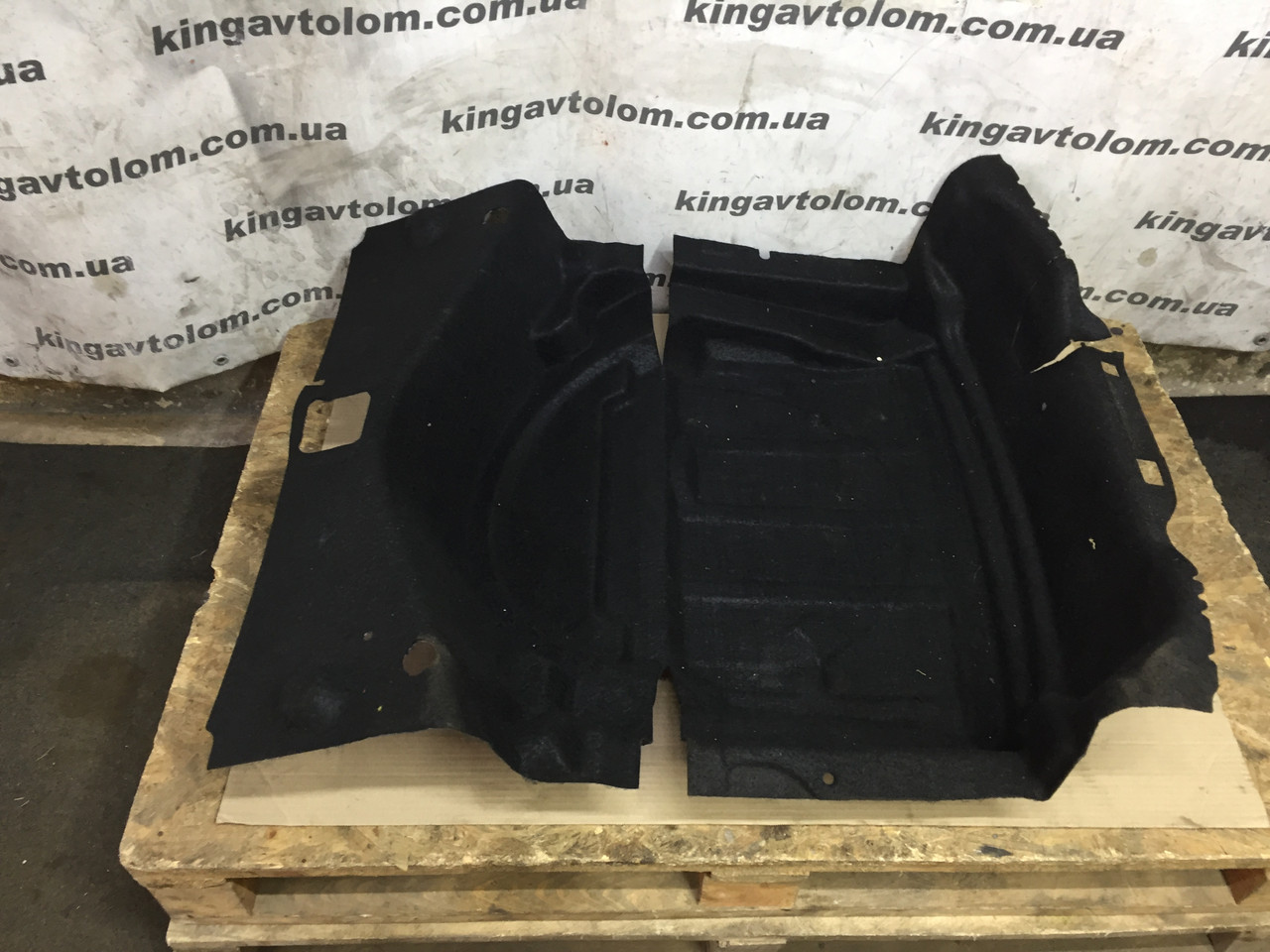 Обшивка ніші запаски Porsche Cayenne 958 95855169700, фото 1