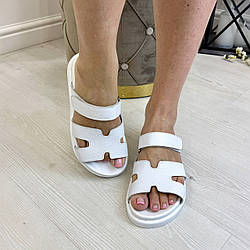 Шльопанці жіночі білі на липучці. Натуральна шкіра флотар