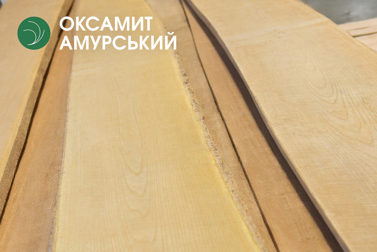 Дошка обрізна з оксамиту амурського 52 мм, ґатунок екстра