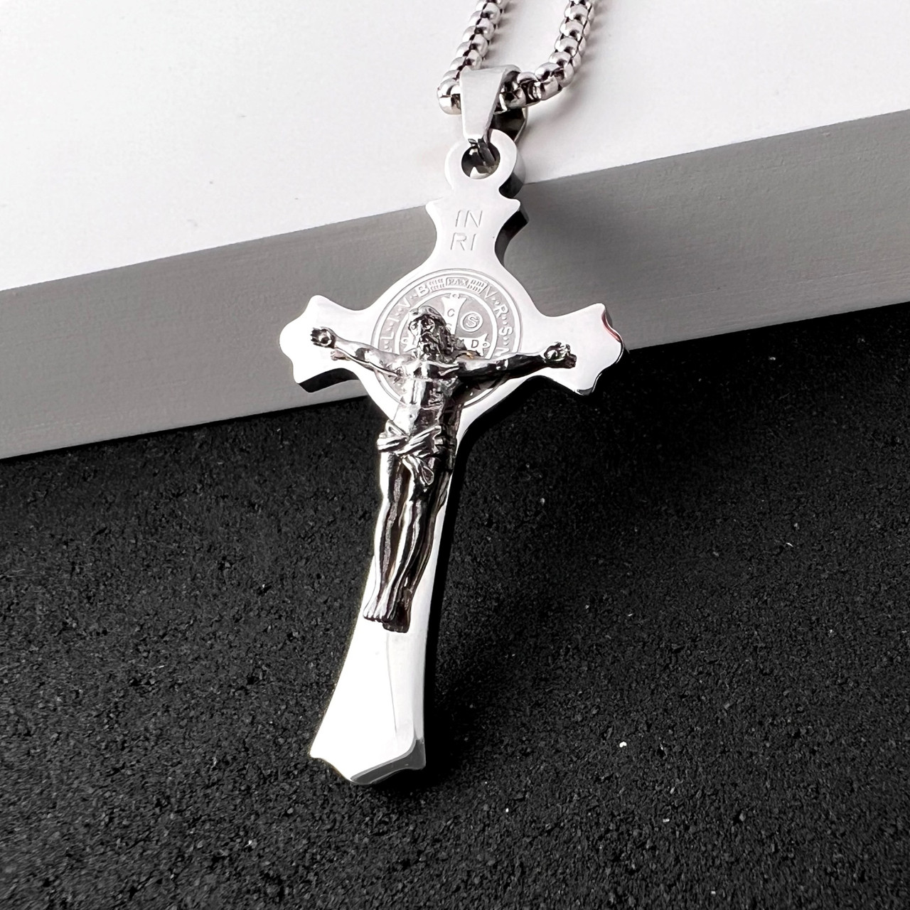 Хрестик з нержавіючої медичної сталі з розп'яттям, фото 1