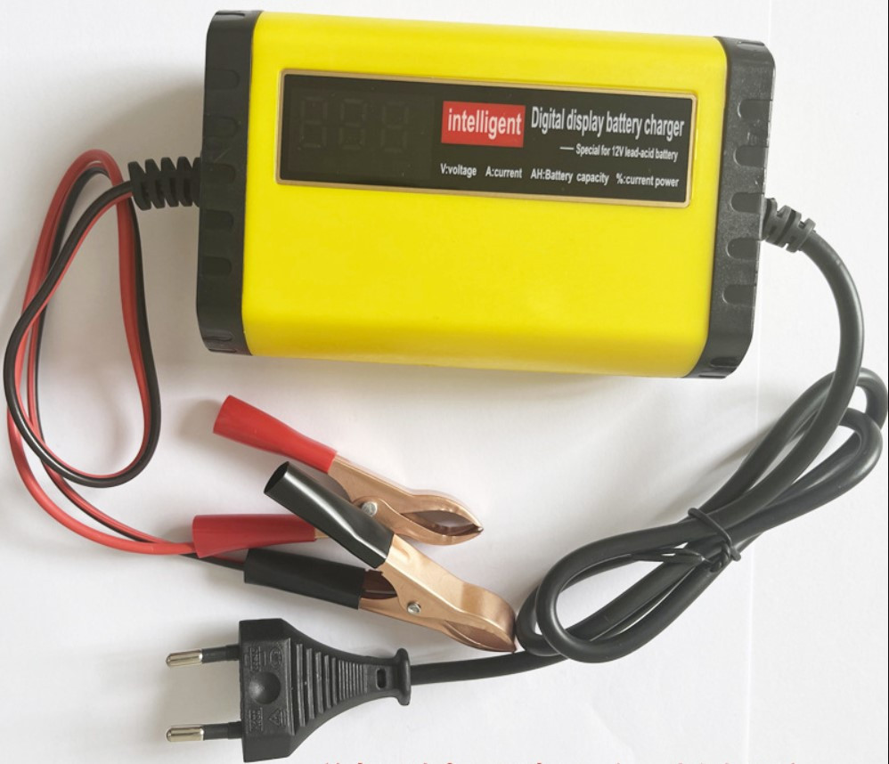 Зарядний пристрій 12 В 2 А з вольтметром-амперметром для кислотних акумуляторів