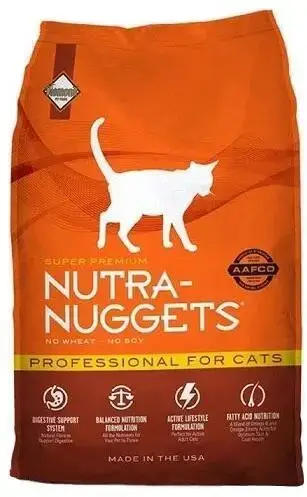 Nutra Nuggets Professional Cat (Нутра Нагетс Профешинал) сухий корм із куркою для вагітних і кішок, що годують