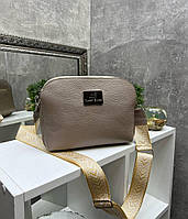 Жіноча шкіряна сумка кросбоді на широкому ремені сумочка моко натуральна шкіра