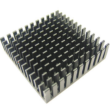 RAD-40x40x11-BLACK Радіатор голчастий 40х40х11 мм. Колір чорний, площа 98.5 см / кв.