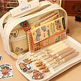 Великий шкільний пенал Капібара + значок + наклейки для дівчаток в школу Косметичка для ручок олівців Бежевий, фото 4