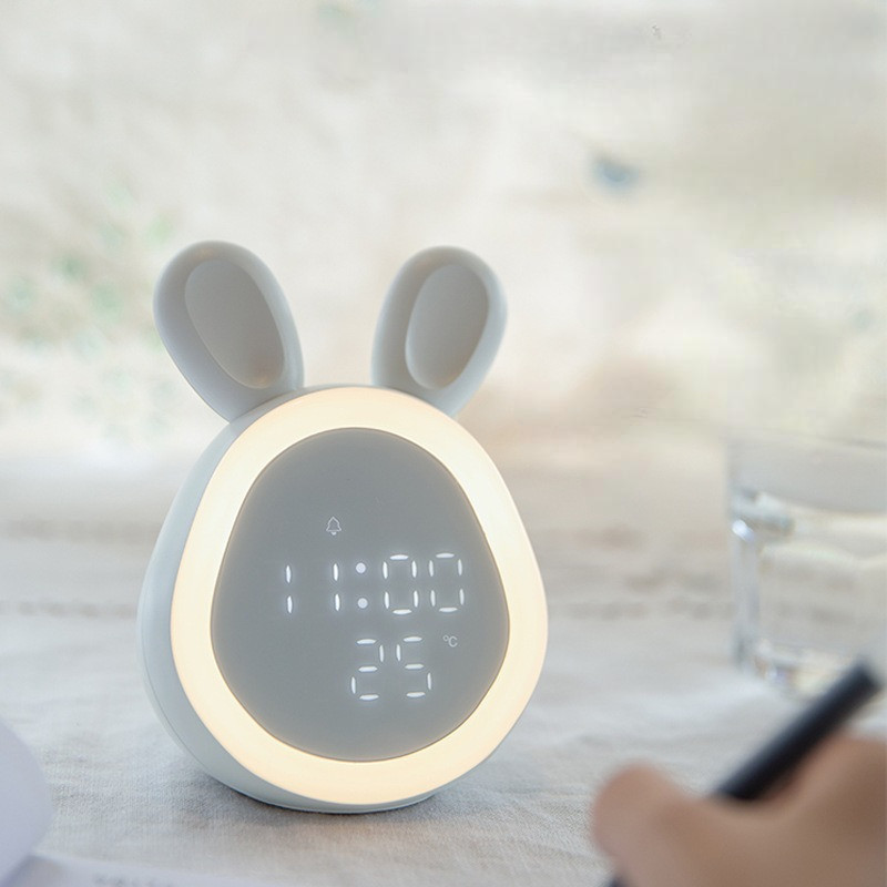 Дитячий LED-годинник Зайчик із підсвічуванням будильником і сенсором температури на акумуляторі USB, фото 1