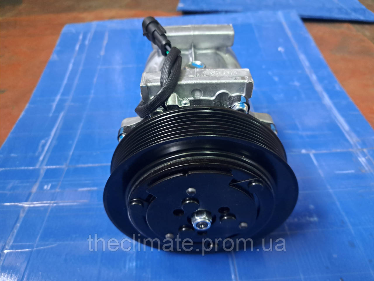 Компресор 7H15 (аналог), Direct mount,  Шків 7pv, 136мм,  24V, R134a; ERA 670045(DAF)