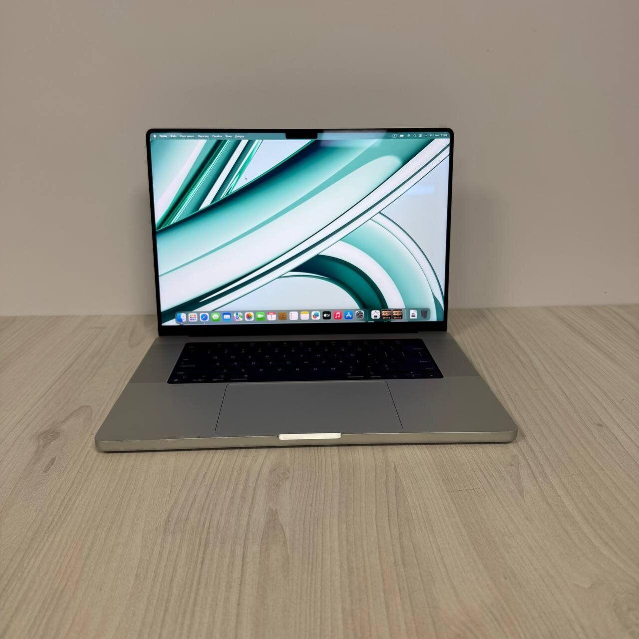 Б/в Ультрабук Б-клас Apple MacBook Pro 16 A3403 (2024) 16.2" 3456x2234| Apple M4 Pro| 24 GB RAM| 500 GB SSD|
