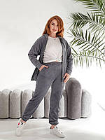 Велюровий жіночий костюм сiрого кольору 33738 48/50