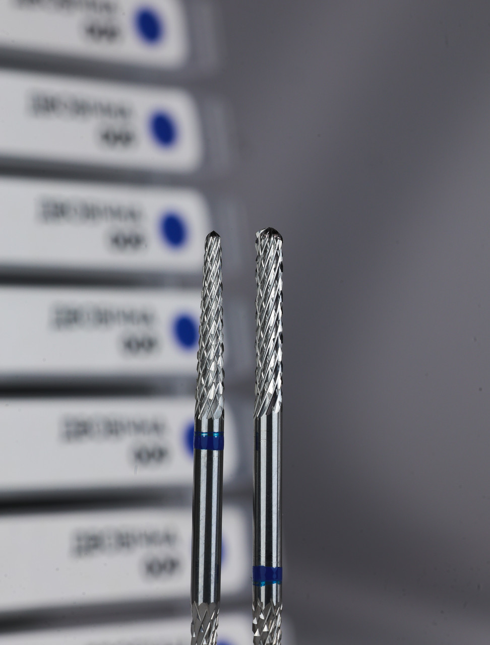 Фреза двобічна твердосплавна SAGA Professional 009 синя насічка