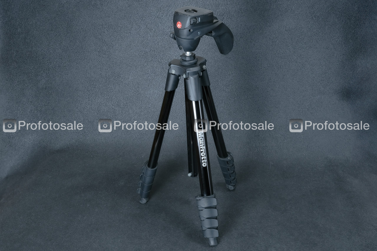 Штатив Manfrotto Compact Action, фото 1