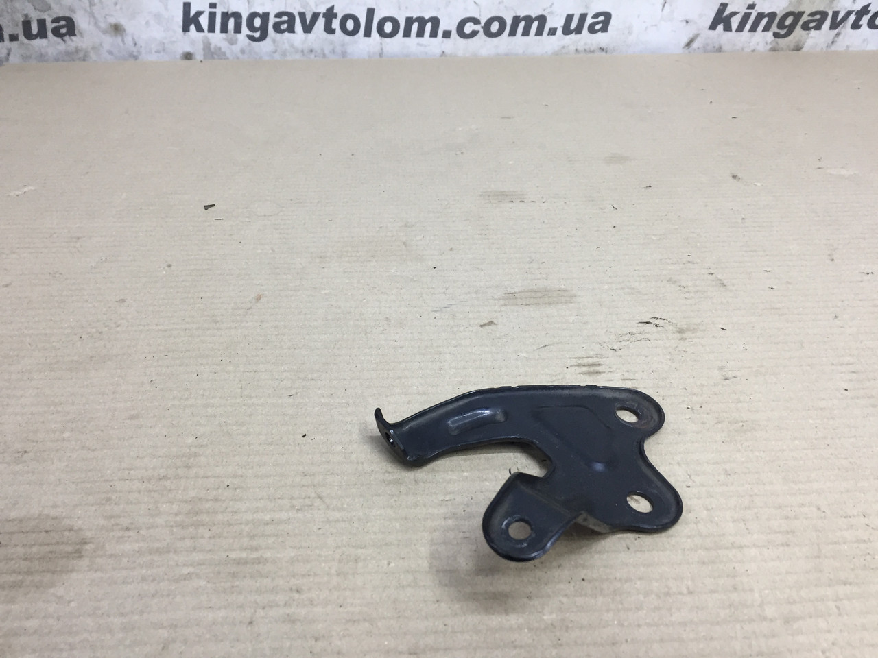 Кронштейн Porsche Cayenne 958 059145961R, фото 1