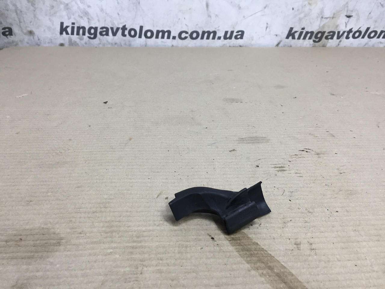 Ущільнювач Porsche Cayenne 958 7P5823715, фото 1