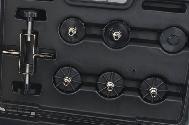 Пристрій для заміни гальмівної рідини пневматичний з набором кришок-перехідників для розширювального бачка, фото 3