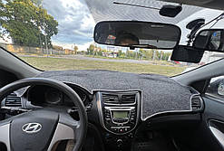 Накидка на панель приладів HYUNDAI Accent 4 пок. RB 2011+ Чохол/накидка на торпеду авто Хюндай