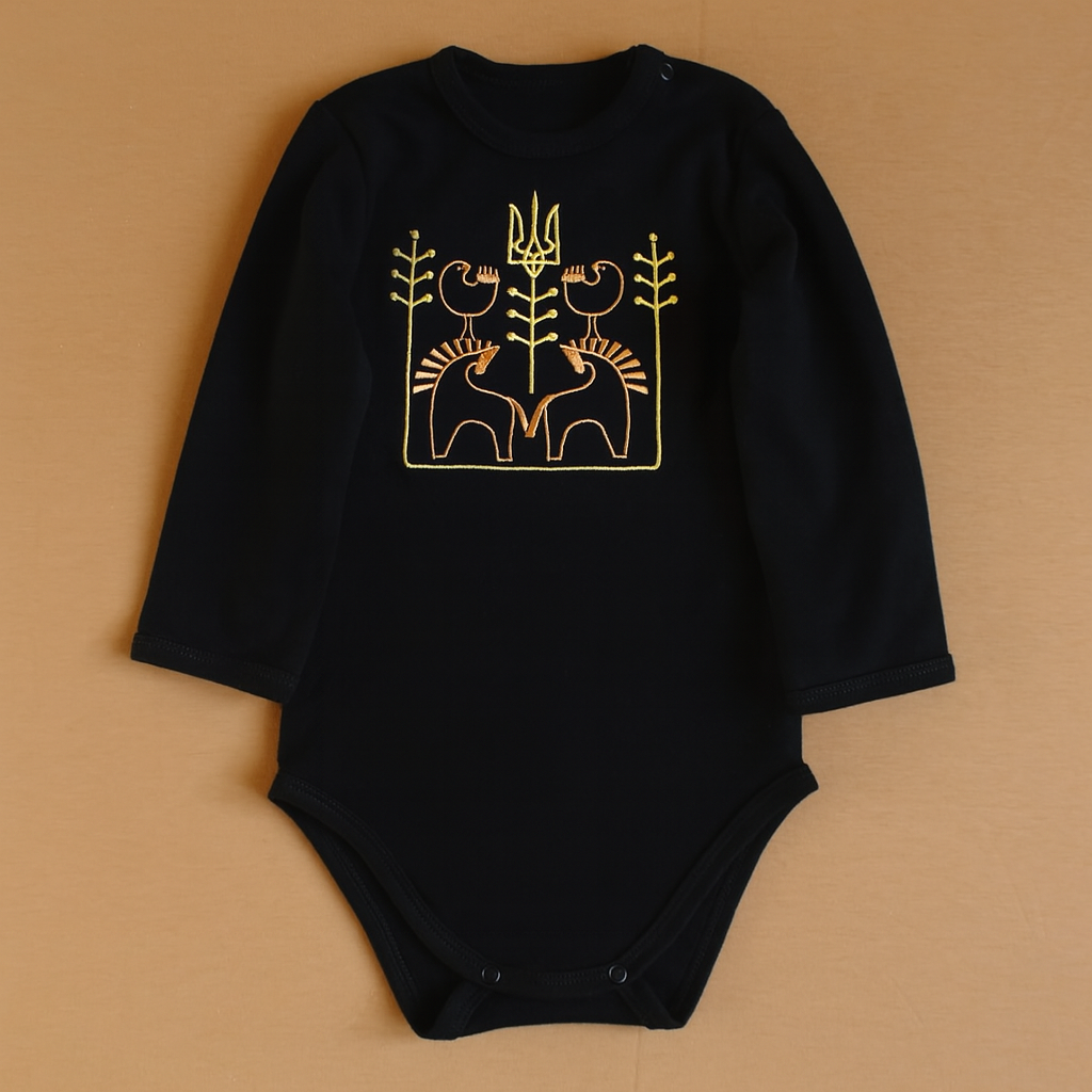 Π§ΠΎΡΠ½ΠΈΠΉ Π±ΠΎΠ΄Ρ Π· Π²ΠΈΡΠΈΠ²ΠΊΠΎΡ ΡΡΠΈΠ·ΡΠ±Π° ΠΏΡΠ°Ρ
ΡΠ² Ρ ΠΊΠΎΠ½ΠΈΠΊΡΠ² ΡΠΊΡΠ°ΡΠ½ΡΡΠΊΠΈΠΉ ΡΡΠΈΠ»Ρ 62 68 74 80 86 92