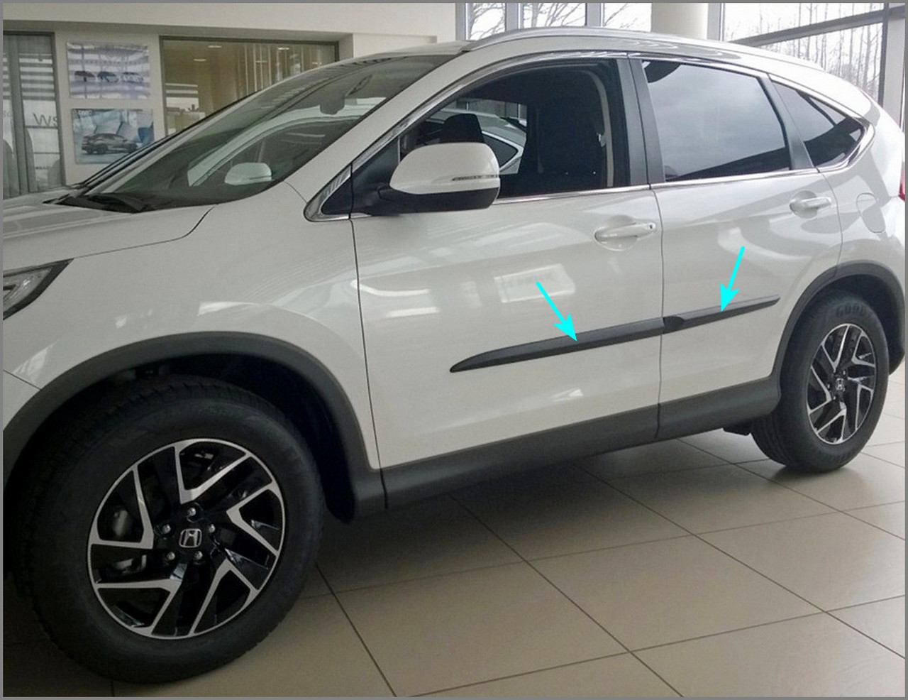 Молдинги на двері для Honda CR-V Mk4 2012-2018, фото 1