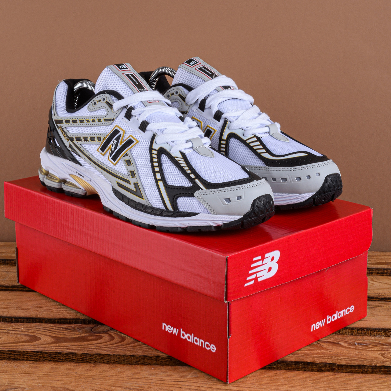 Чоловічі Кросівки New Balance 1906R білі з чорним, фото 1