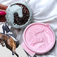 Молд «Дика грація Інь Янь» символ року 2026, з фінішем та частково кристалічною текстурою, для смоли,  8075.