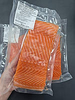 Сьомга слабосолона мініпласт (300-450г)