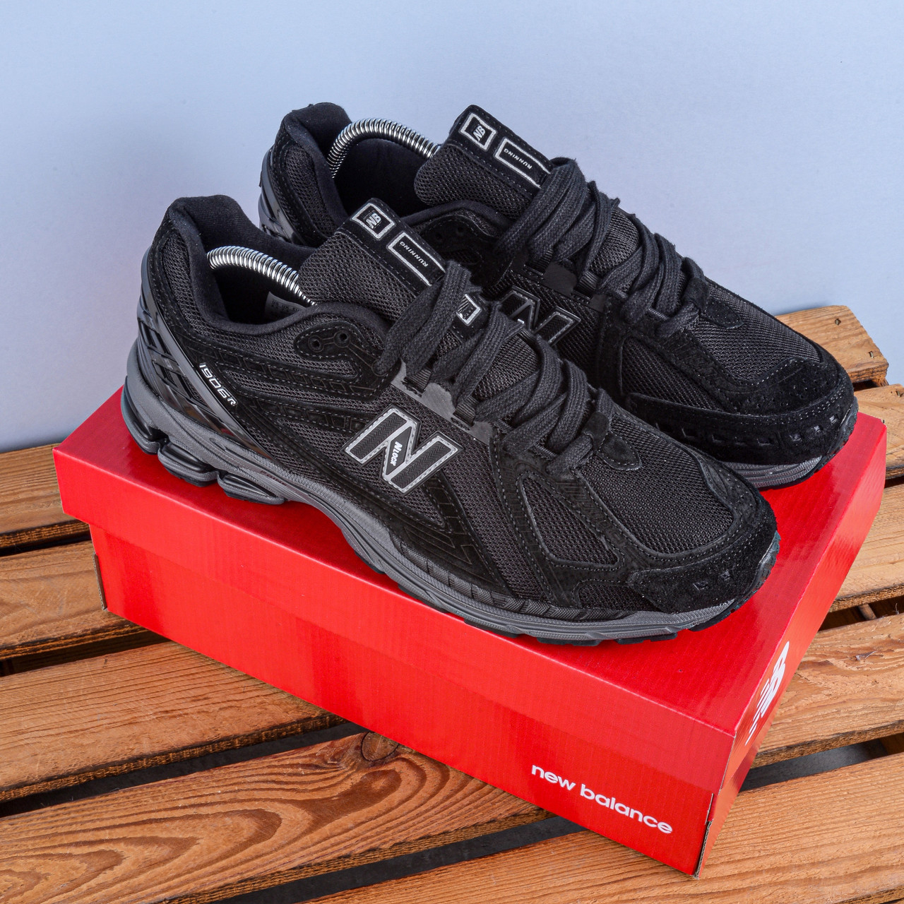 Чоловічі Кросівки New Balance 1906R чорні з сірою підошвою, фото 1
