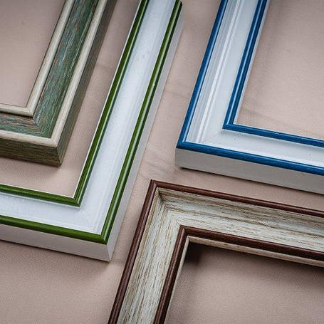 Пластиковий багет для рам AM2518